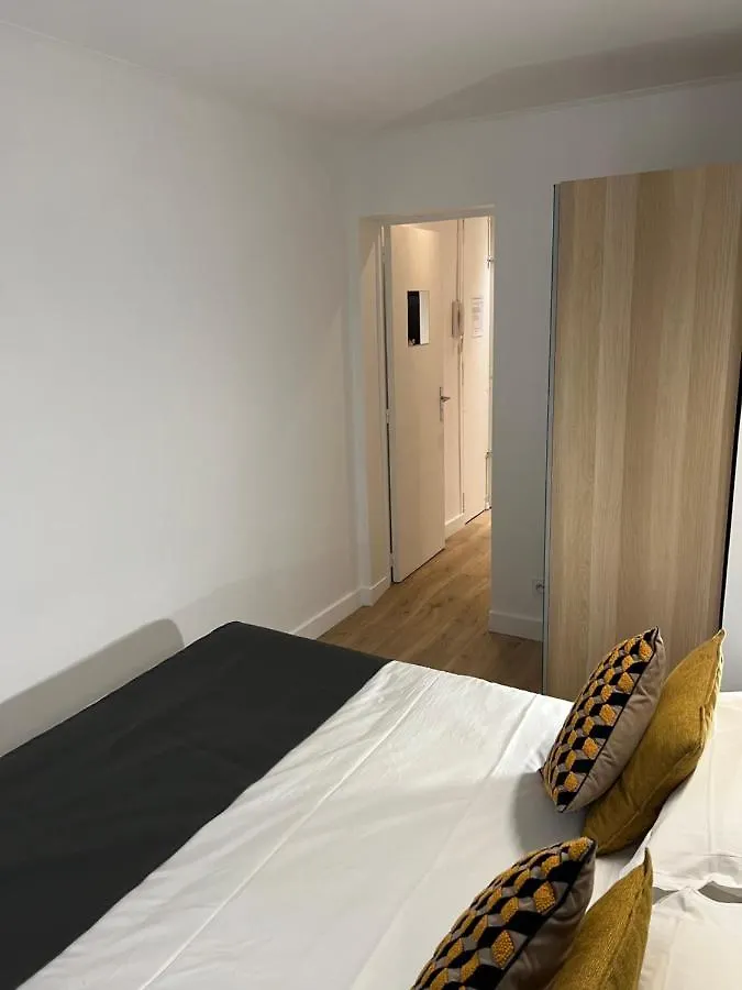 Notre Dame - Stylish Hotel apartamentowy *