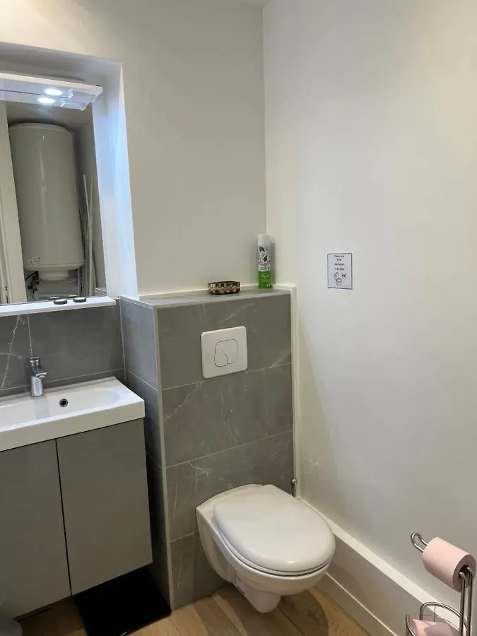 Aparthotel Notre Dame - Stylish *